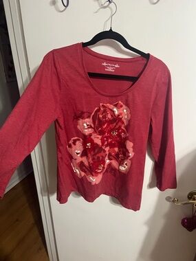 💜 Larhe fresh Red Floral Embellished Long-Sleeve Tee